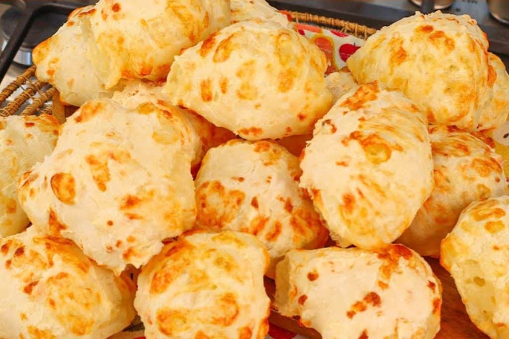 Pão De Queijo De Padaria