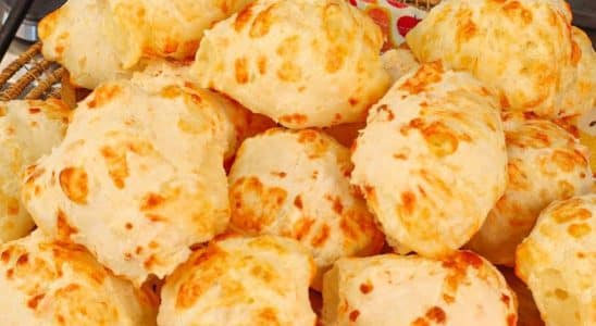 Pão De Queijo De Padaria