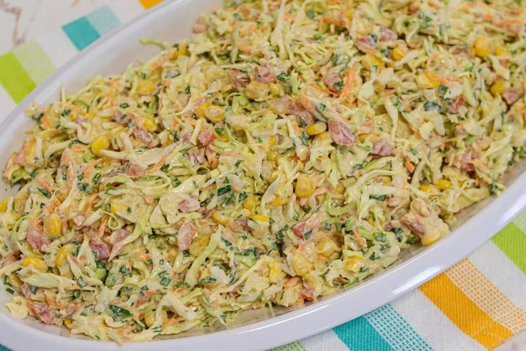 Salada De Repolho Cremosa