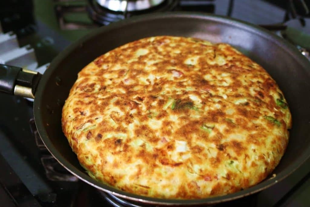 Torta De Repolho Na Frigideira