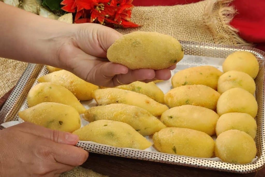 Bolinho De Aipim