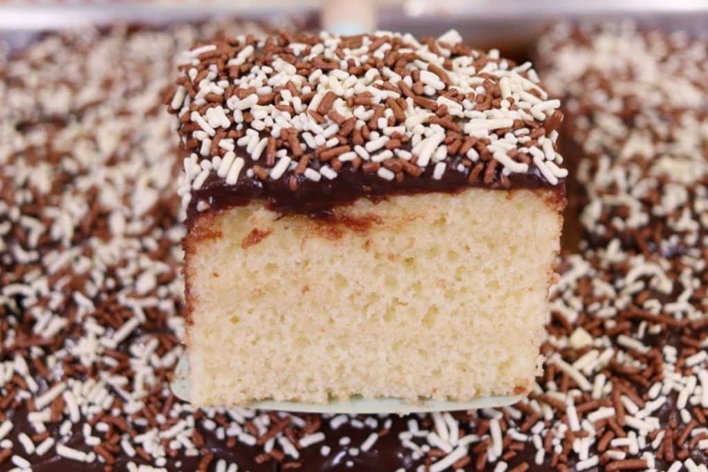 Bolo De Trigo Com Brigadeiro