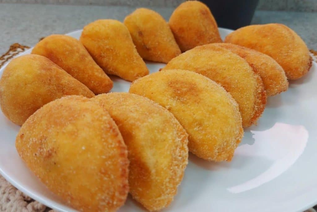 Pastel De Angu