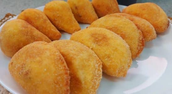 Pastel De Angu