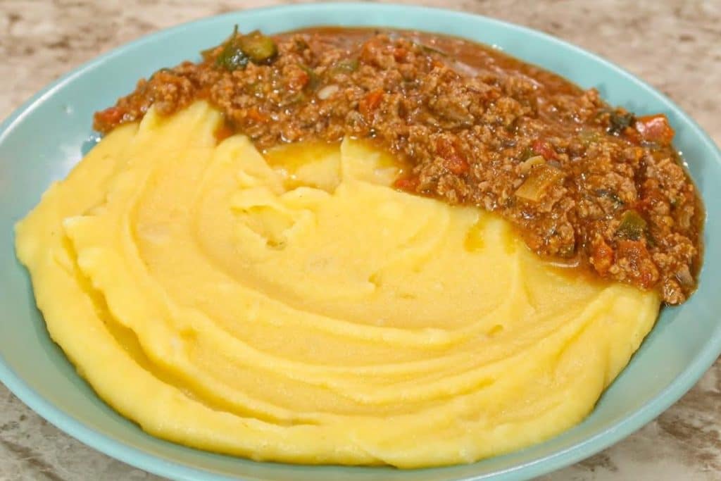 Polenta Com Carne Moída