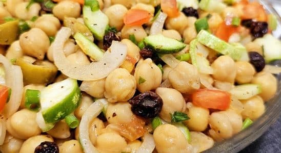 salada de grão de bico