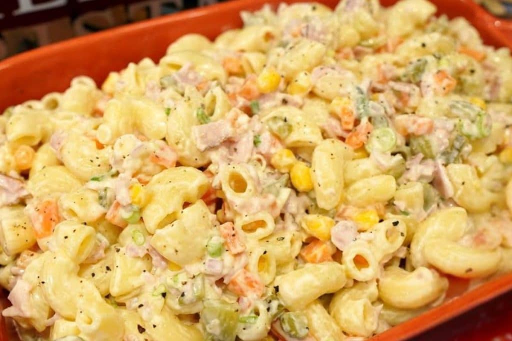 Salada De Macarrão