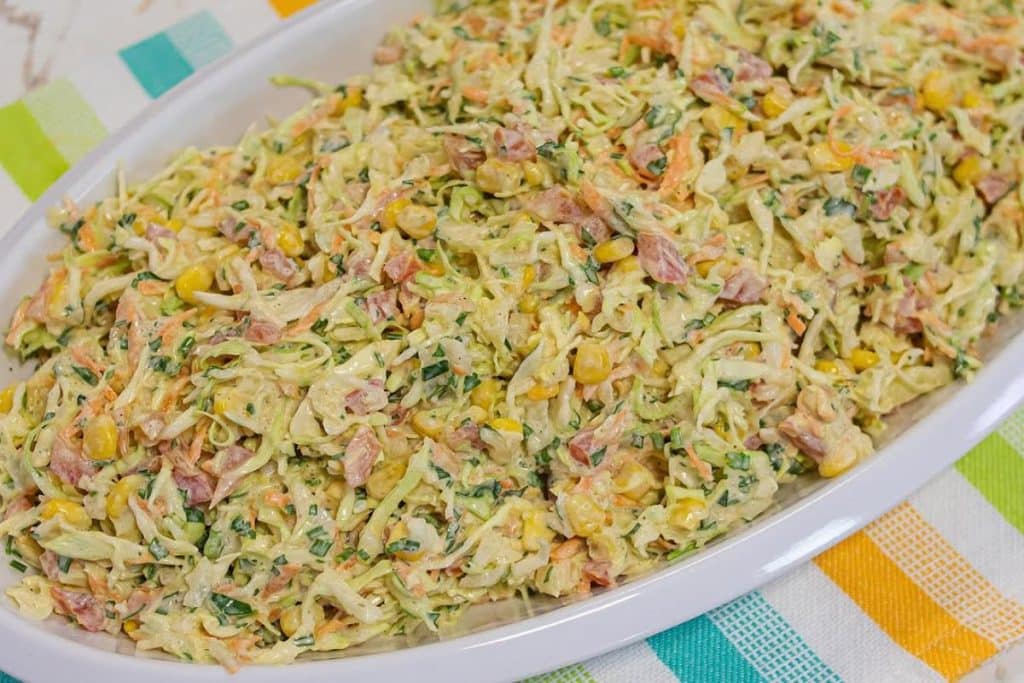 Salada De Repolho Cremosa