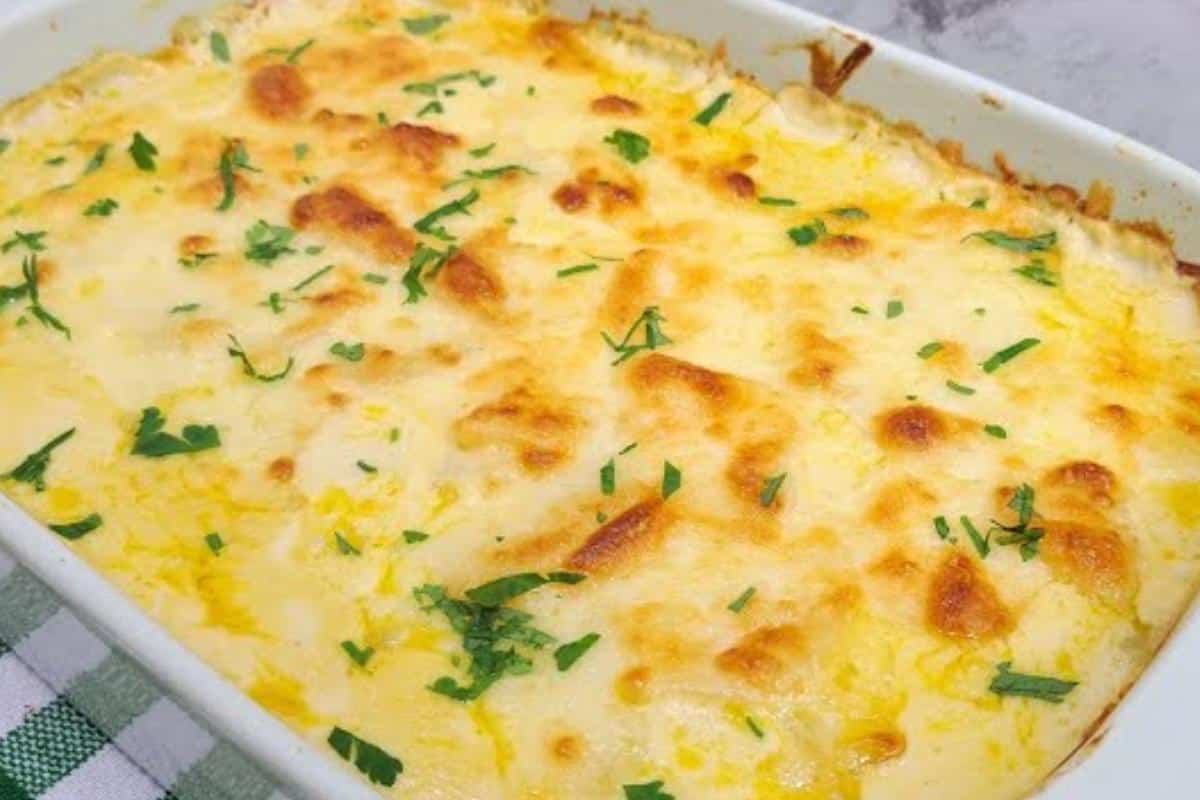 Receita de batata gratinada super fácil e saborosa para você servir ...