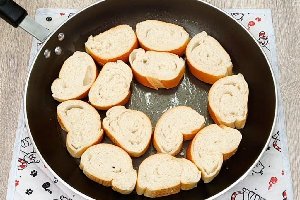 Lanche De Pão Amanhecido