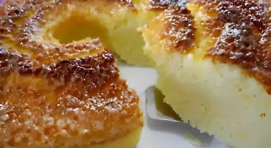 Bolo queijadinha de liquidificador: é só bater no liquidificador e levar no forno 3 Bolo queijadinha