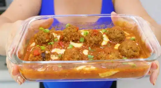 Almôndegas sem fritura: para você fazer um jantar leve e delicioso para sua família 4 almôndegas sem fritura