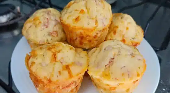 Como fazer bolinho salgado leve e saboroso: perfeito para o lanche da tarde 1 bolinho salgado