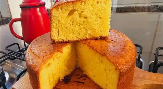 Bolo algodão com maisena e fubá: prepara o cafezinho que é sucesso certo 3 bolo algodão com maisena