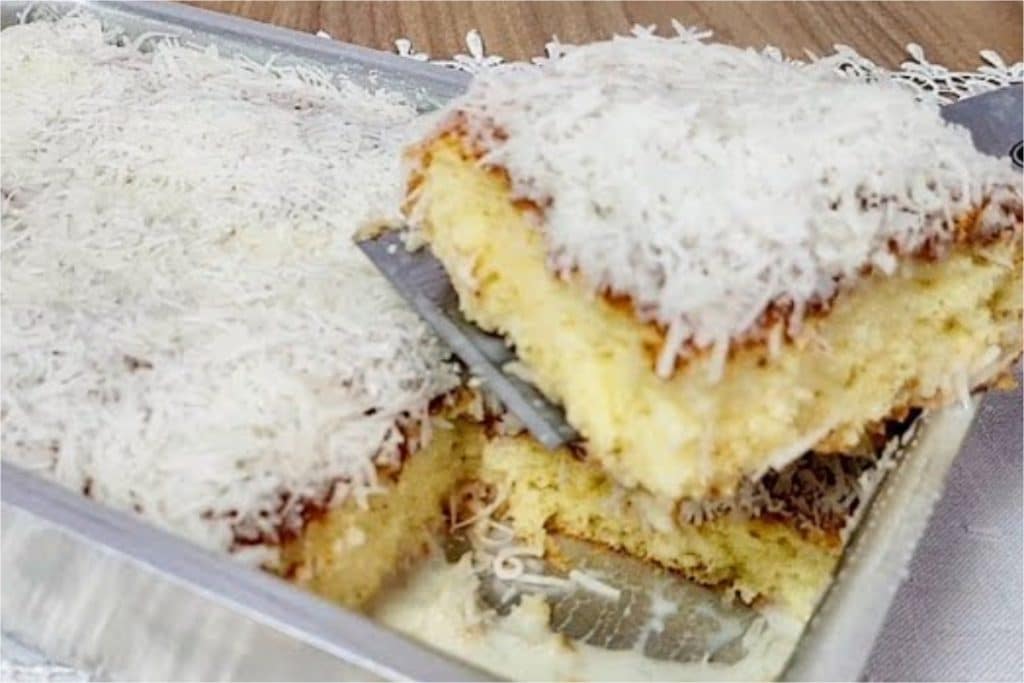 bolo de coco