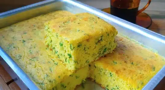 Bolo salgado e temperado que fica uma delícia e não precisa colocar farinha de trigo na receita 1 bolo salgado