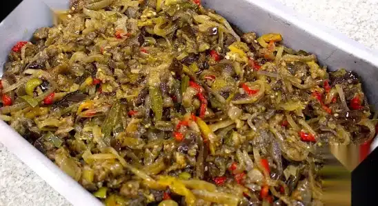 Caponata de berinjela completa e saborosa: seu almoço fica muito saboroso com essa delícia 1 caponata de berinjela
