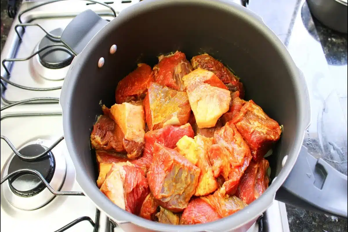 carne assada na panela de pressão