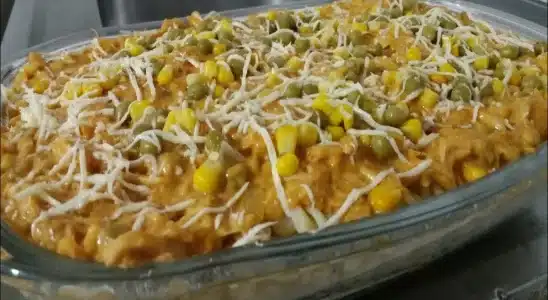 Macarronada de frango cremosa: minha família me pede para fazer pelo menos 1 vez na semana 1 macarronada de frango