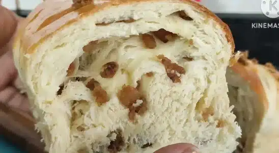 Pão de torresmo fofinho e delicioso para inovar na hora do seu lanche da tarde 1 pão de torresmo