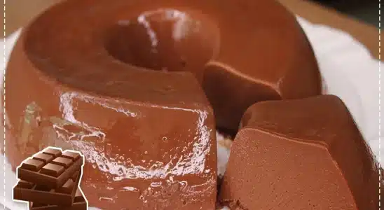 Pudim de chocolate que não vai ovo e também não precisa de forno 2 pudim de chocolate