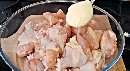 Receita de frango com maionese: é assim que os restaurantes fazem para ficar gostoso e suculento 1 receita de frango