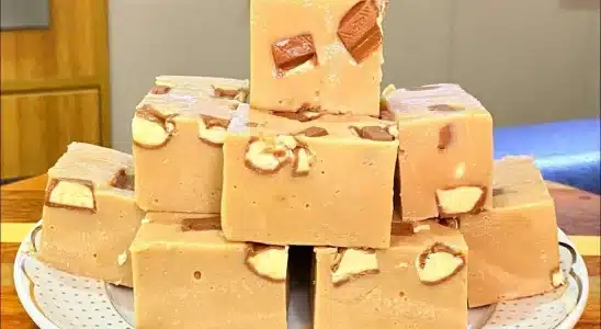 Veja como fazer essa sobremesa de 3 ingredientes que vai ser sucesso na sua casa 3 sobremesa de 3 ingredientes