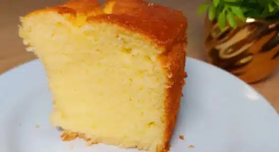 Bolo caseiro macio e fofinho com um ingrediente que eu adoro usar 4 bolo caseiro