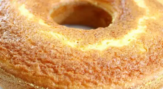 Bolo de fubá sem farinha de trigo delicioso para saborear com uma xícara de café 3 bolo de fubá