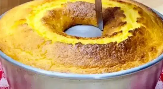 Bolo de fubá da vovó: nem precisa de pão francês no café da manhã 3 bolo de fubá