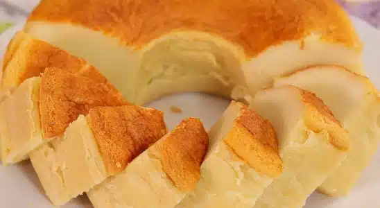 Bolo de leite cremoso feito no liquificador: tão cremoso que desmancha na boca igual pudim 2 bolo de leite cremoso