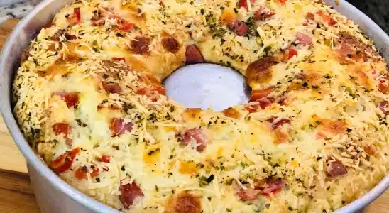Bolo salgado de arroz amanhecido: tão gostoso para saborear em qualquer hora do dia 2 bolo salgado de arroz