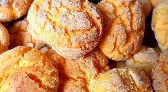 Broinha de fubá da fazenda com polvilho doce que fica uma delícia 4 broinha de fubá