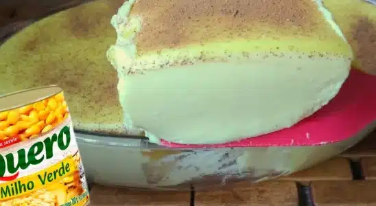 Curau de milho de latinha super cremoso e fácil de fazer que só vai ingredientes simples 3 curau de milho de latinha
