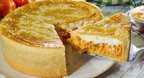 Empadão de frango mineiro essa é receita exclusiva faz a massa desmanchar na boca 1 empadão de frango mineiro