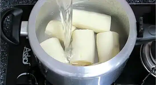 Toda vez que compro mandioca é para fazer essa receita de mandioca gratinada maravilhosa 4 mandioca gratinada