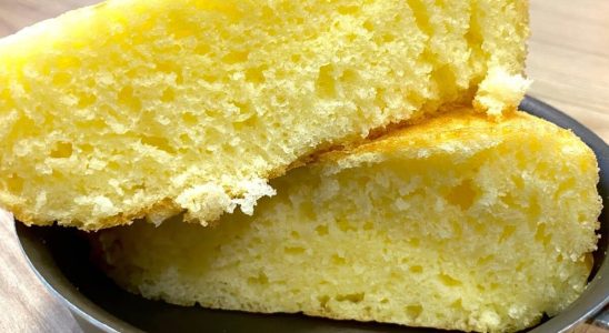 Pão caseiro de frigideira macio e fofinho para você saborear no café da manhã 1 pão caseiro de frigideira