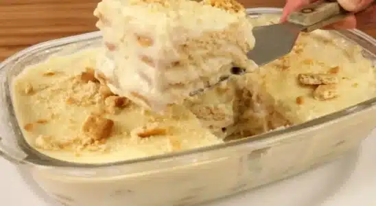 Pavê de creme a sobremesa de domingo que todo mundo pede mais uma colherada 1 pavê de creme