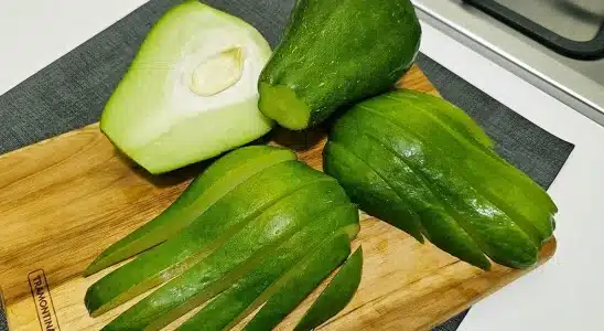 Receita de chuchu: até que não gosta fica querendo mais um pouco desse prato 1 receita de chuchu