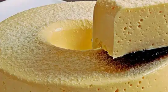 Sobremesa de liquidificador muito simples: é só bater e levar para geladeira até criança faz 3 sobremesa de liquidificador