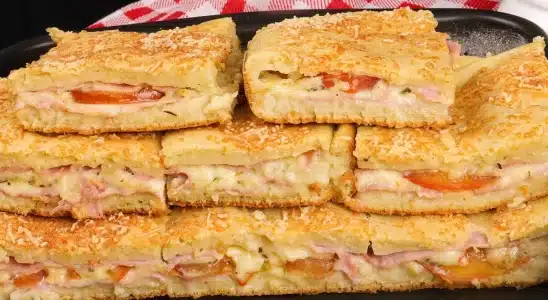 Torta bauru: esse recheio fica muito molhadinho e a massa desmancha na boca 3 torta bauru