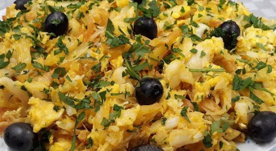 Receita tradicional para sexta-feira santa: bacalhau à Brás delicioso e cheio de sabor 1 bacalhau à Brás