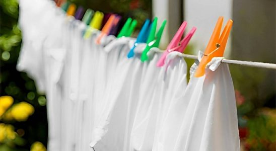 Clareador de roupas caseiro: seu varal muito mais branco e perfumado 2 clareador de roupas caseiro