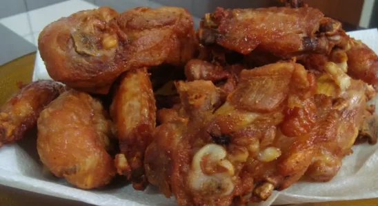 Frango a passarinho na panela de pressão: fica sequinho e não faz sujeira no fogão 3 frango a passarinho