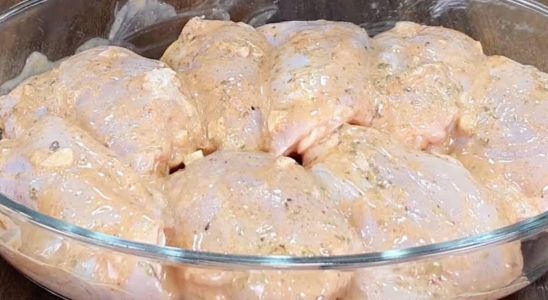 Depois que aprendi essa receita de frango assado com maionese só quero comer frango assim 2 frango assado com maionese