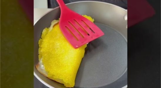 Lanche de frigideira com cuscuz muito leve e nutritivo 2 lanche de frigideira