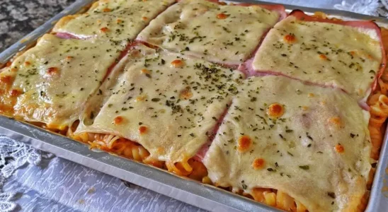 Macarrão de forno simples e delicioso que sempre faço rapidinho no almoço ou jantar 2 macarrão de forno