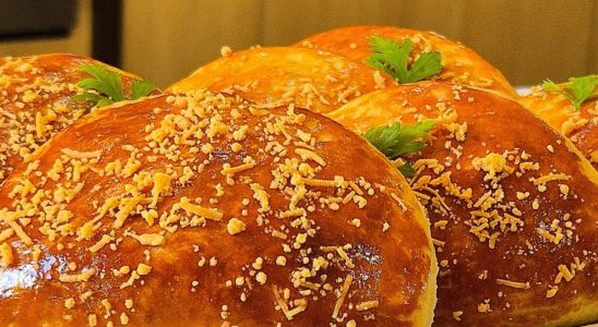 Massa com 2 ingredientes para salgado assado que fica perfeita e macia 2 massa com 2 ingredientes