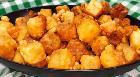Pipoca de queijo: todo mundo adora e me pede a receita toda vez que faço 2 pipoca de queijo