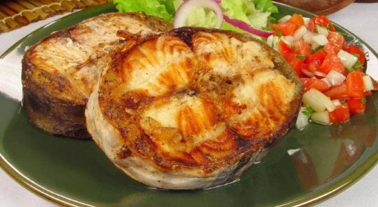 posta de peixe assado